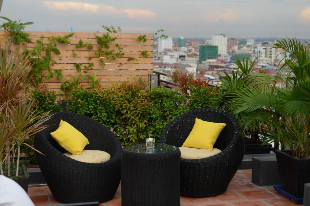 Kolab Sor Phnom Penh Hotel Bagian luar foto